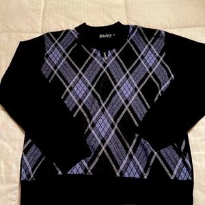 Studio Medium 1/4 zip black with multi blue grey design